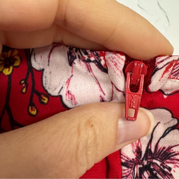Keepsake Red Floral Romper Womens 10 Flounce Flutter Sleeve Summer Playsuit - Picture 7 of 12